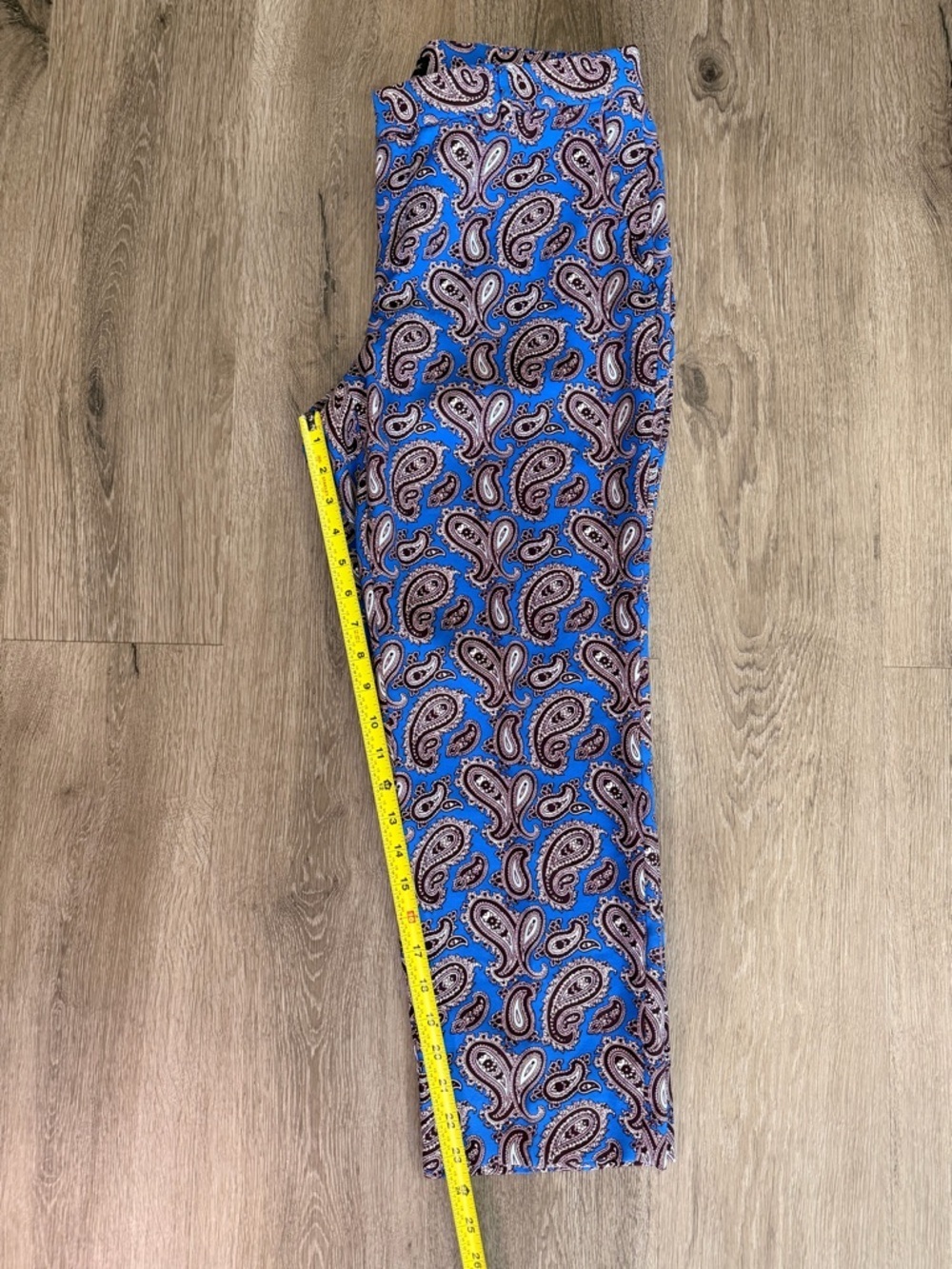 Banana Republic Blue Paisley Men's Chinos - Picture 7 of 8